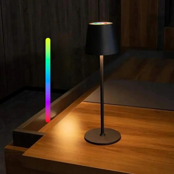 Lampka nocna LED RGB wolnostojąca bezprzewodowa 35cm