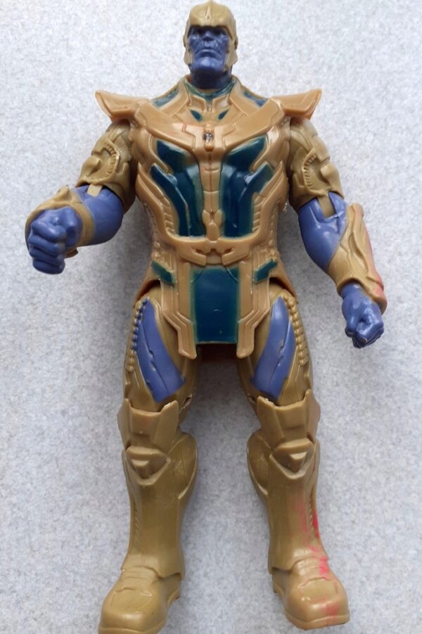 FIGURKA AVENGERS THANOS