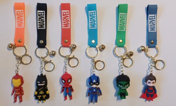 BRELOCZEK NA PLECAK KLUCZE AVENGERS