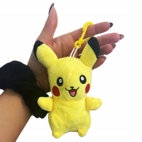 POKEMON PIKACHU PLUSZOWA MASKOTKA + ZAWIESZKA 18cm,