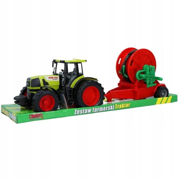 TRAKTOR Z MASZYNĄ ROLNICZĄ DO NAWADNIANIA GAZELO